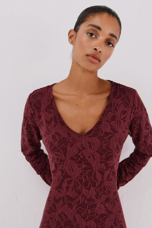 Cortefiel Vestido jacquard Vino