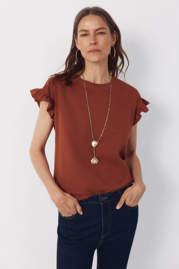Cortefiel Playera b&aacute;sica con volante Marr&oacute;n