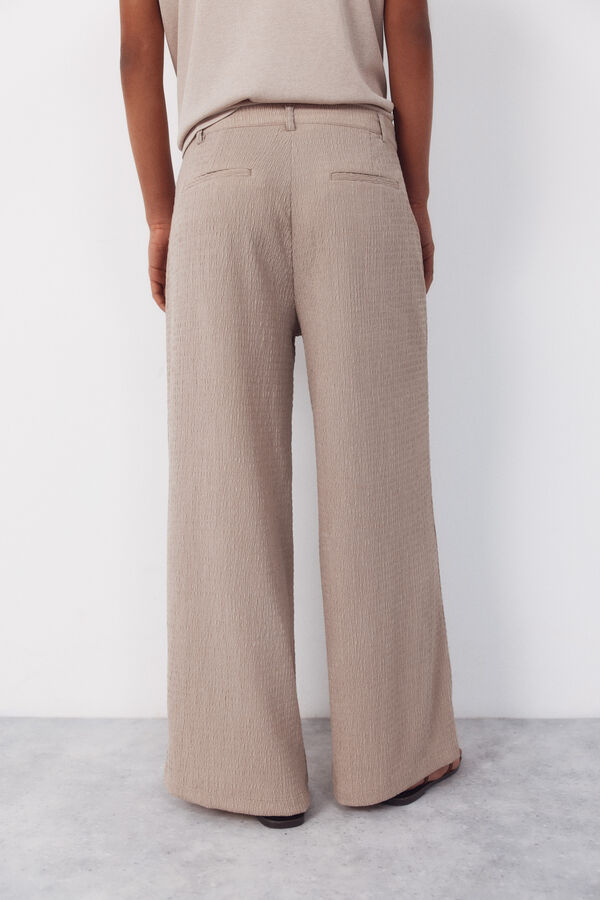 Cortefiel Pantal&oacute;n fluido con textura Beige
