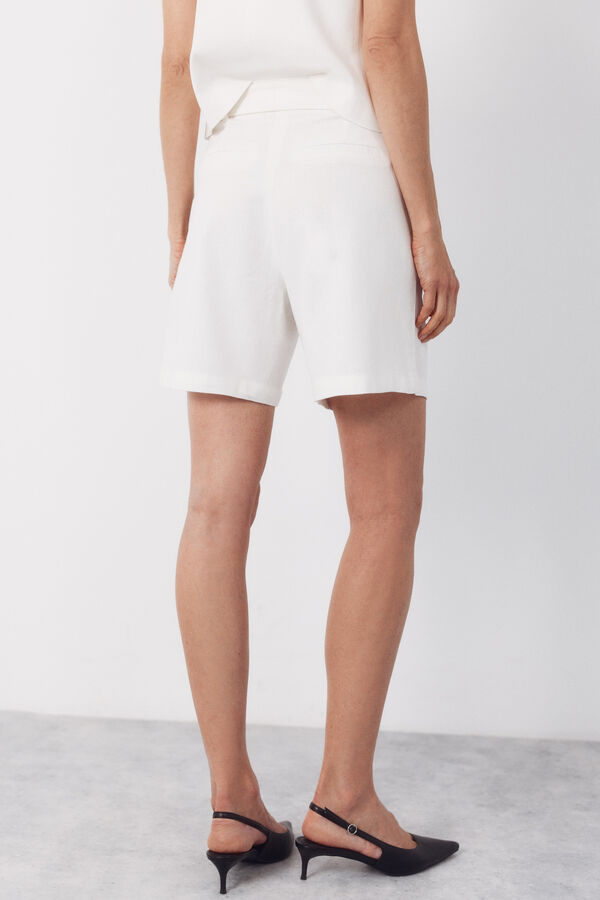 Cortefiel Pantal&oacute;n bermuda de lino Marfil