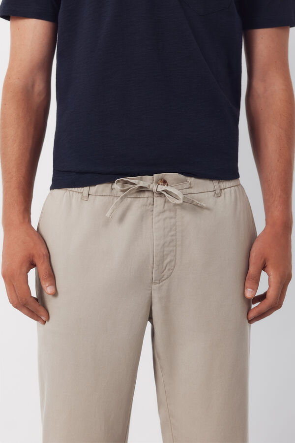 Cortefiel Pantal&oacute;n chino algod&oacute;n tencel tapered Beige