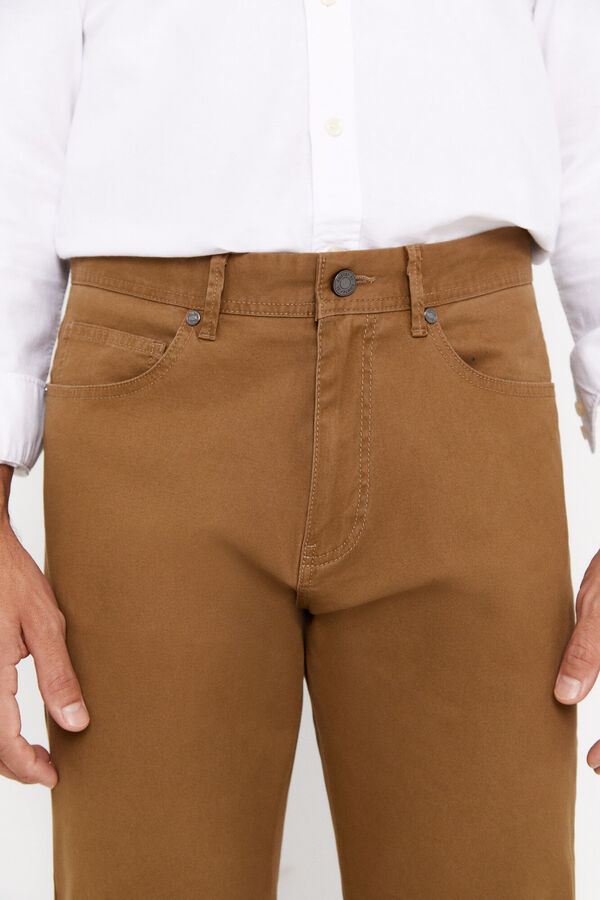 Cortefiel Pantal&oacute;n 5 bolsillos slim fit Marr&oacute;n