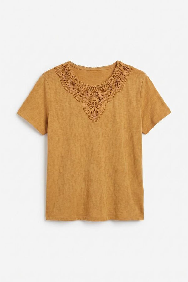 Cortefiel Playera con escote de guipur Dorado
