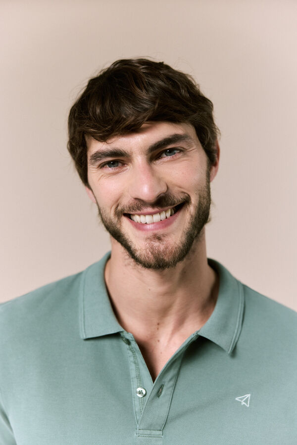 OOTO Polo b&aacute;sico piqu&eacute; lavado Verde