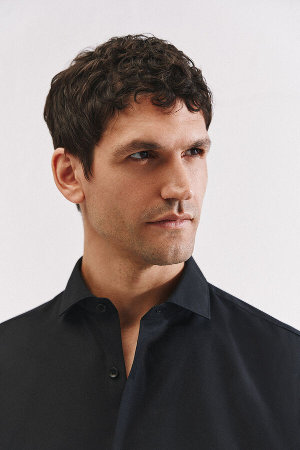 Cortefiel Camisa de vestir otom&aacute;n slim fit de f&aacute;cil planchado Negro