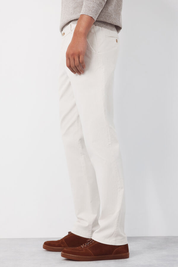 Cortefiel Pantal&oacute;n chino algod&oacute;n-lino regular Marfil