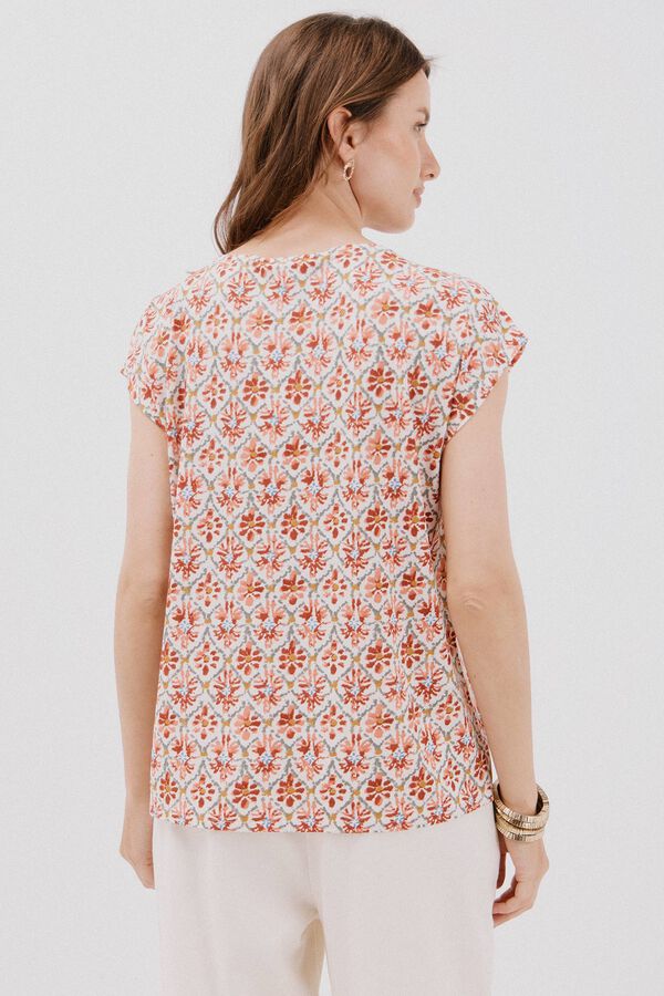 Cortefiel Playera pico con detalle puntilla Multicolor