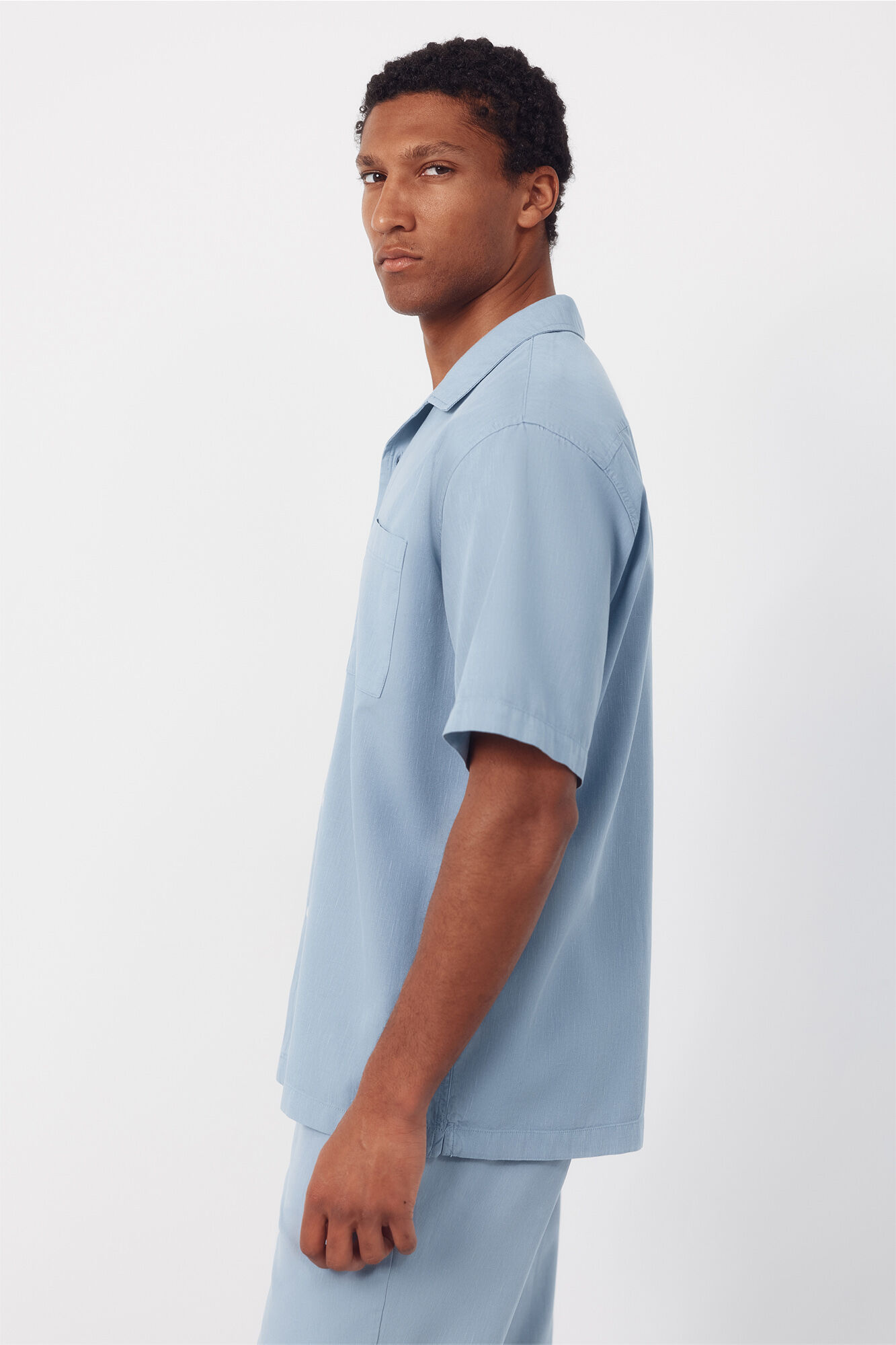 Cortefiel Camisa lisa manga corta cuello bowling