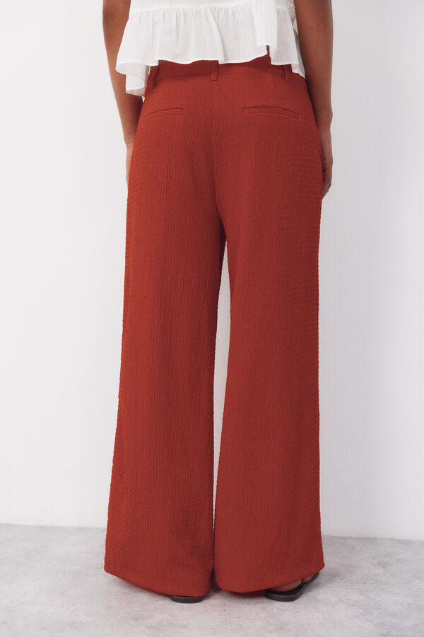 Cortefiel Pantal&oacute;n fluido con textura Coral