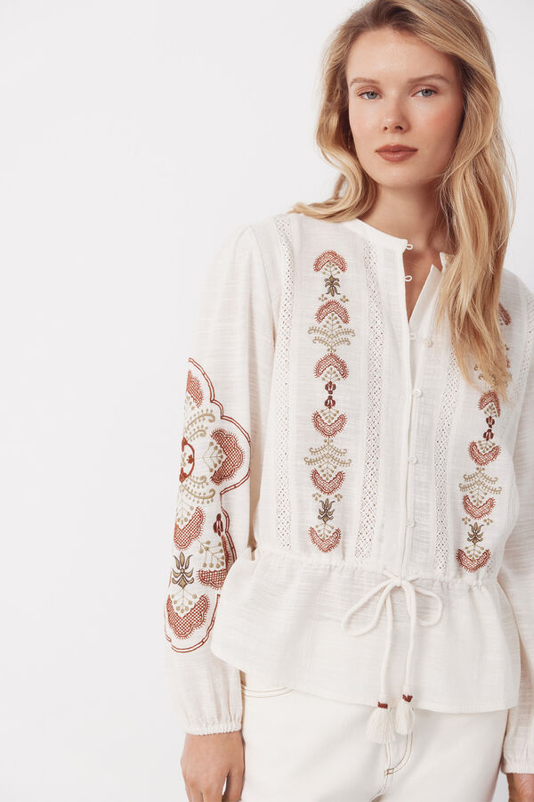 Cortefiel Blusa bordada con cintura ajustable Marfil