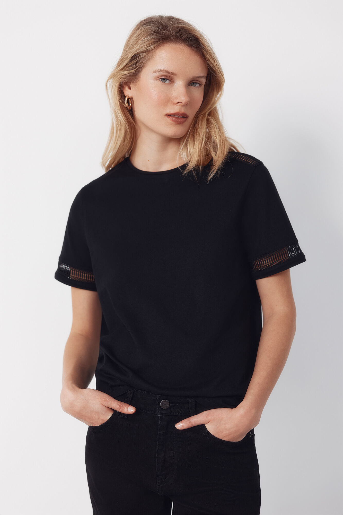 Cortefiel Playera con detalle de vainicas