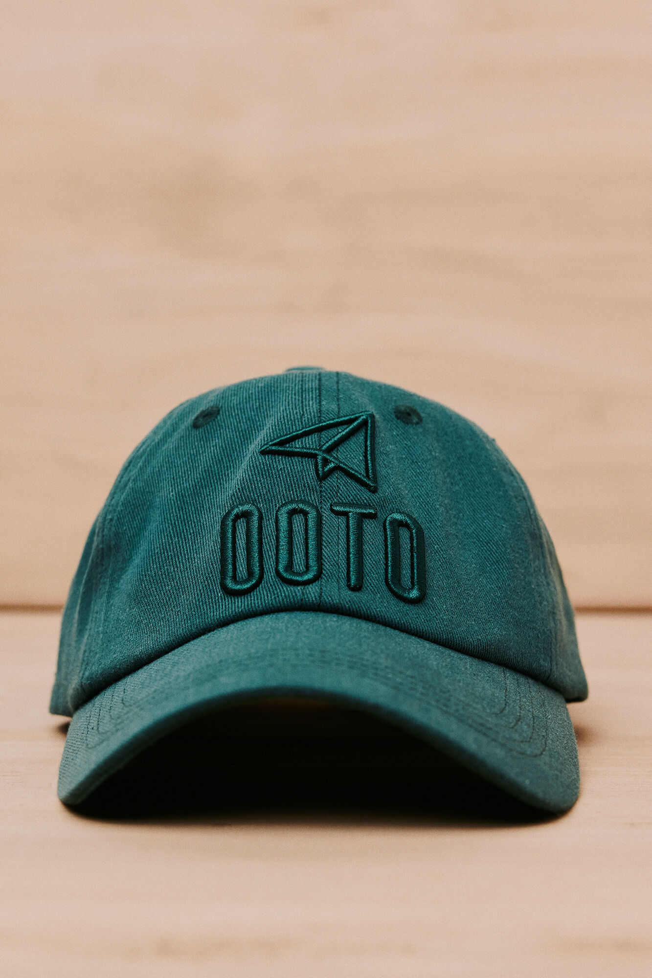 OOTO Gorra visera textil