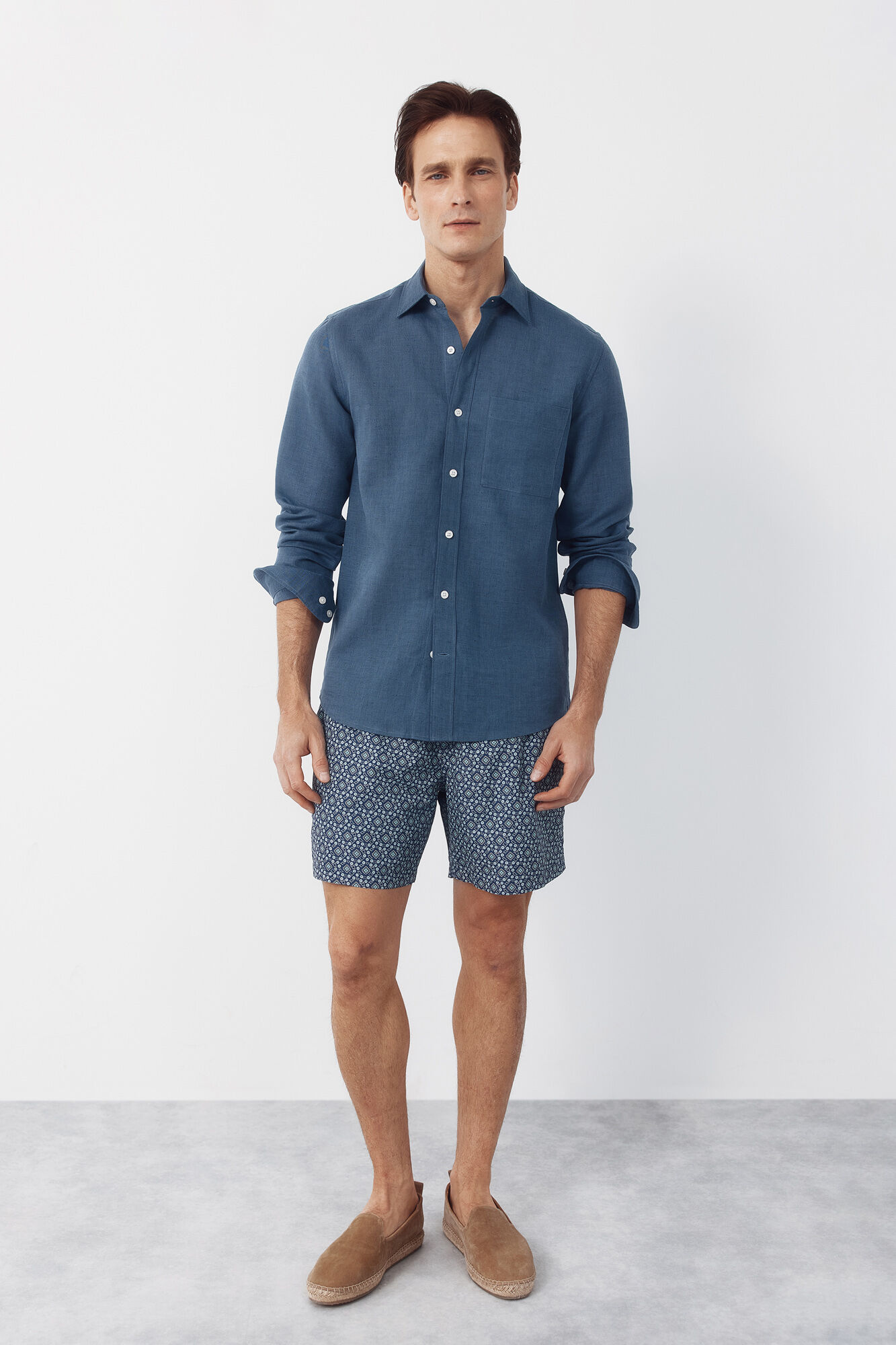 Cortefiel Ba&ntilde;ador estampado geom&eacute;trico