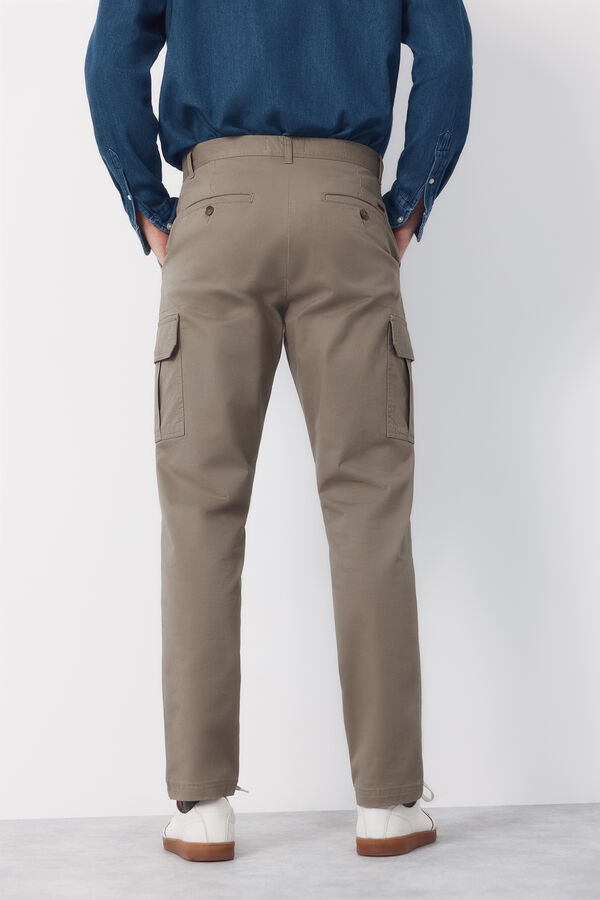 Cortefiel Pantal&oacute;n cargo tapered Kaki