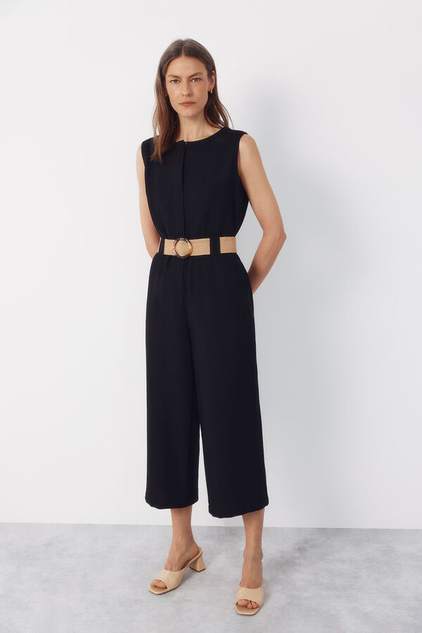 Cortefiel Jumpsuit con cintur&oacute;n Negro