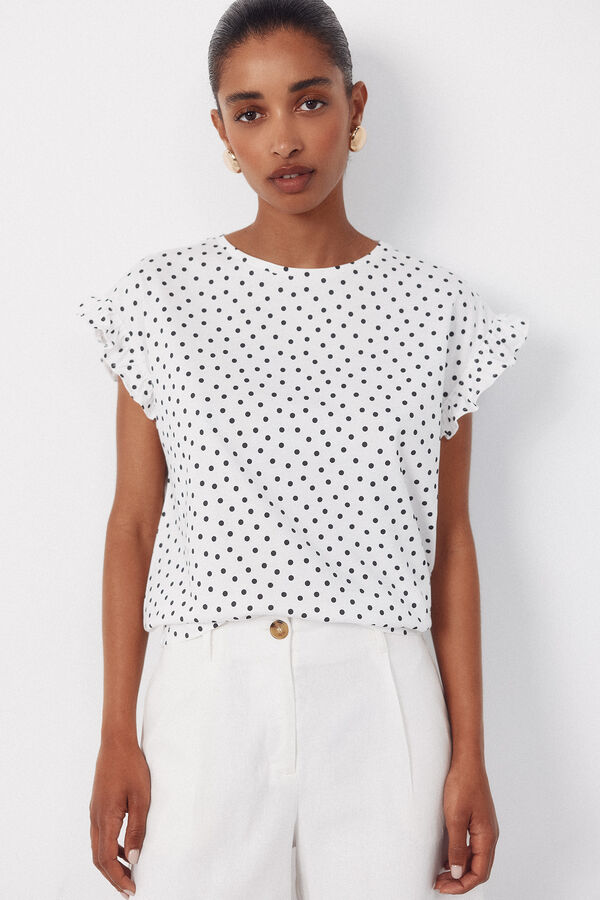 Cortefiel Playera b&aacute;sica con volante Estampado blanco