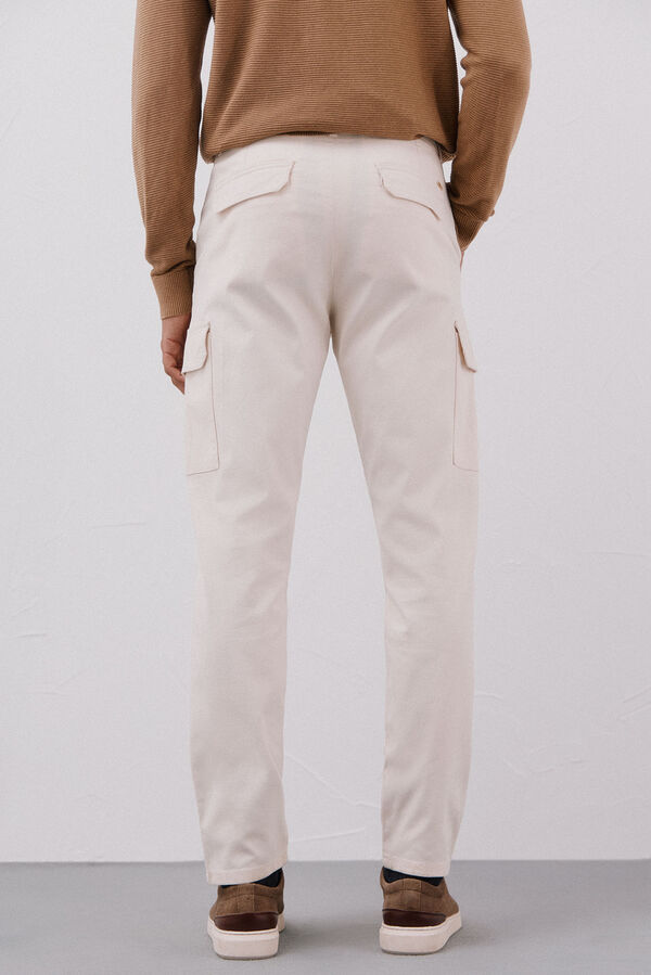 Cortefiel Pantal&oacute;n cargo ligero Marfil