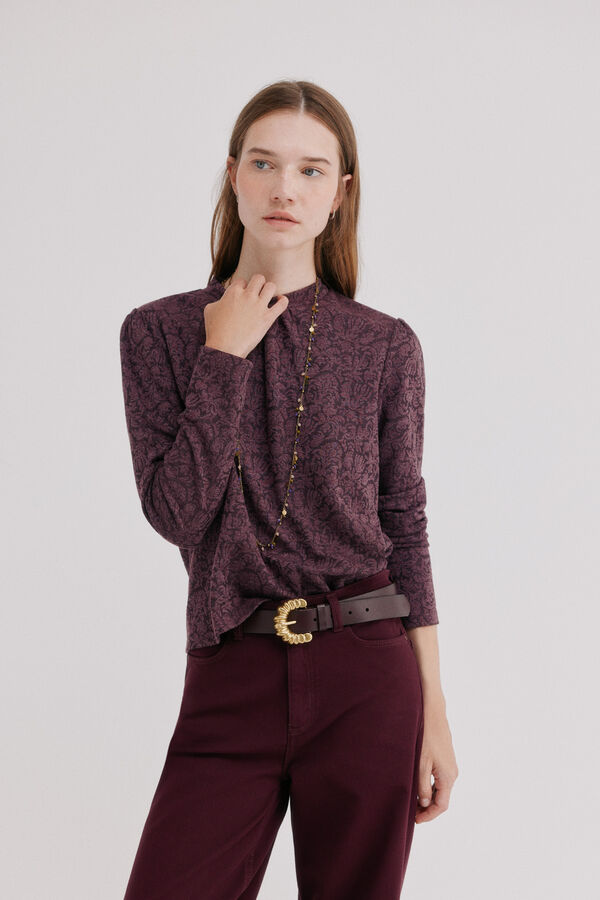 Hoss Intropia Mirel. Playera textura Vino
