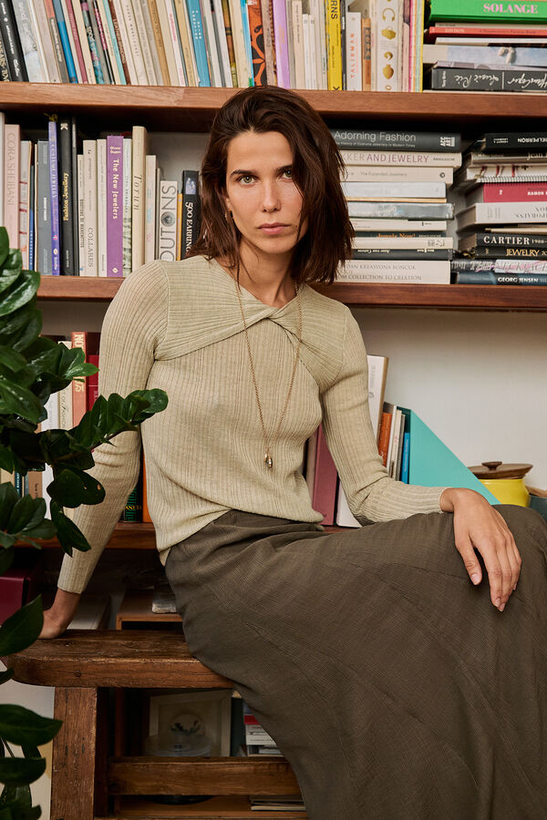 Hoss Intropia Nabila. Top con detalle de nudo Verde