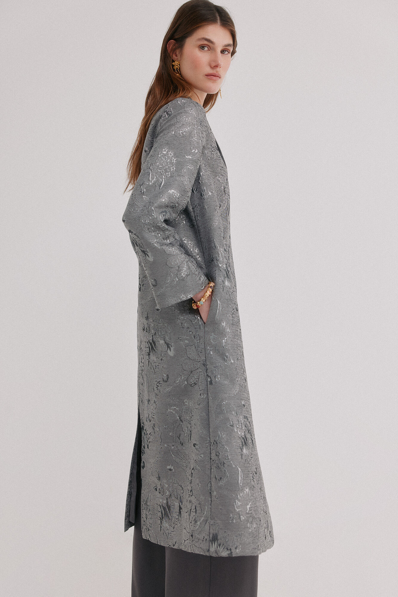 Hoss Intropia Eva. Kimono de jacquard