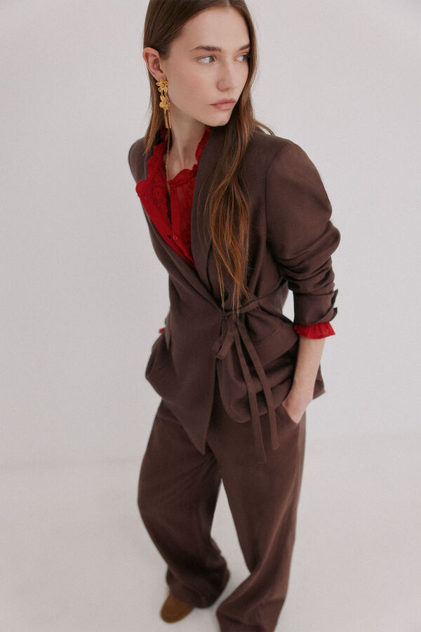 Hoss Intropia Elaine. Blazer con lazo Marron oscuro