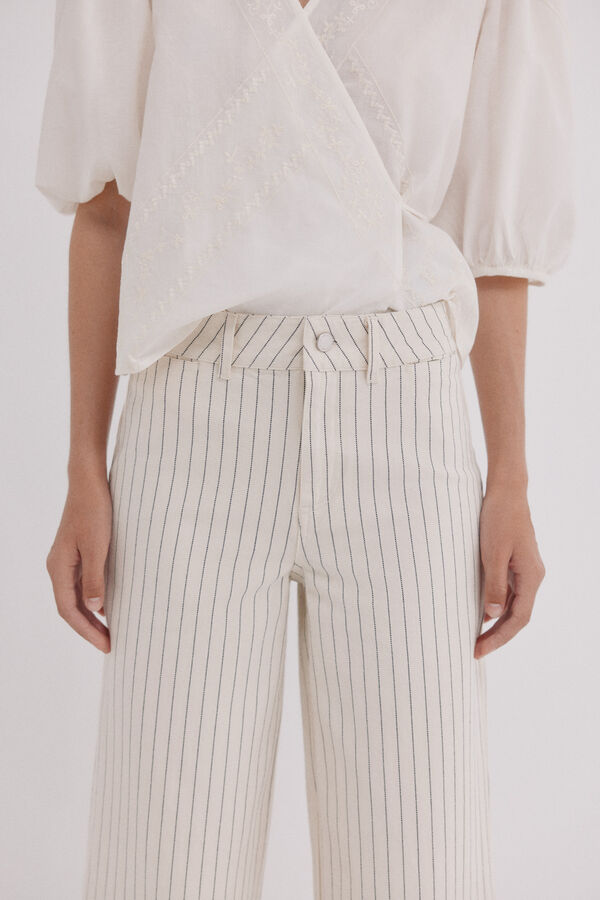 Hoss Intropia Belinda. Jeans rectos Marfil