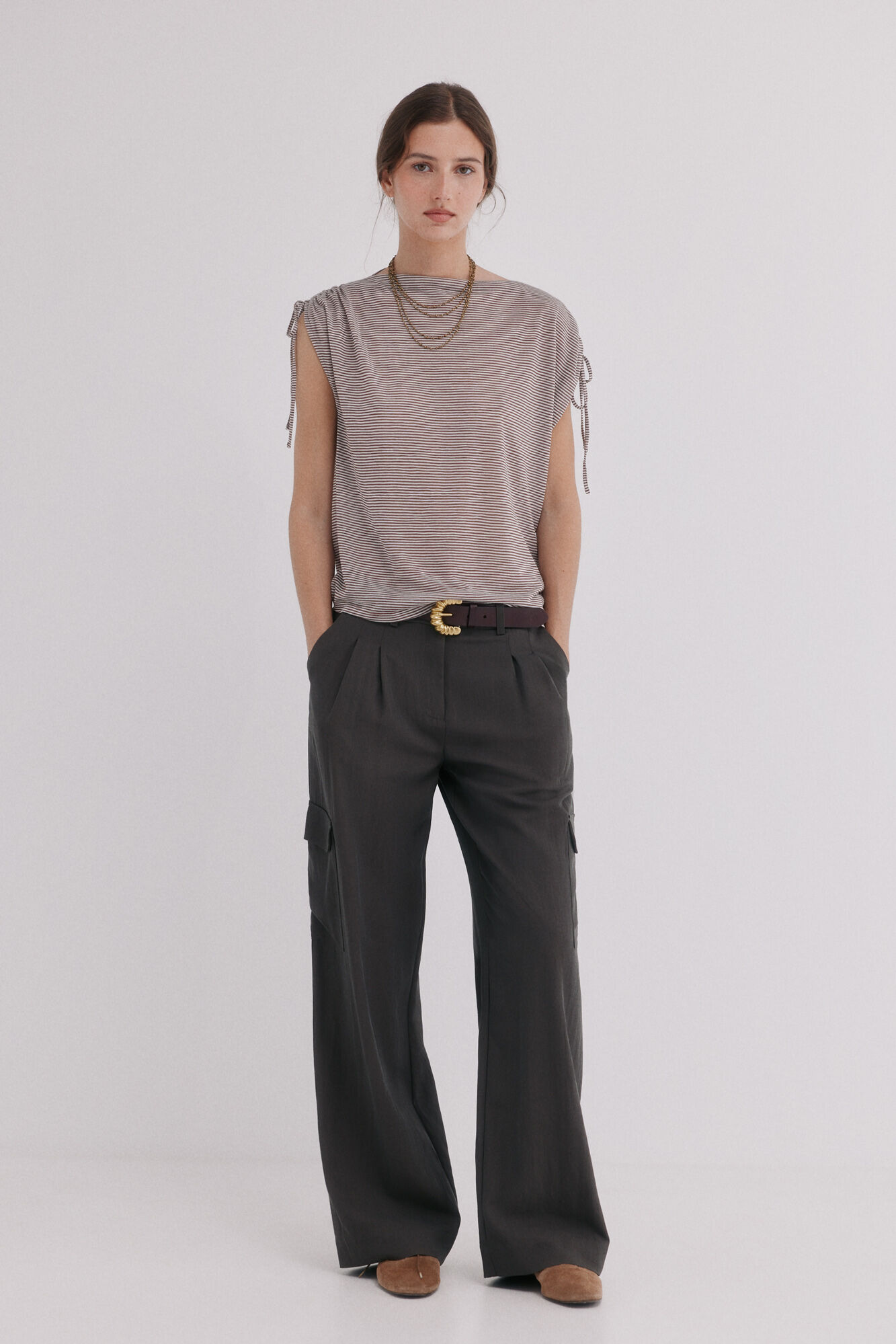 Hoss Intropia Madison. Playera fruncidos