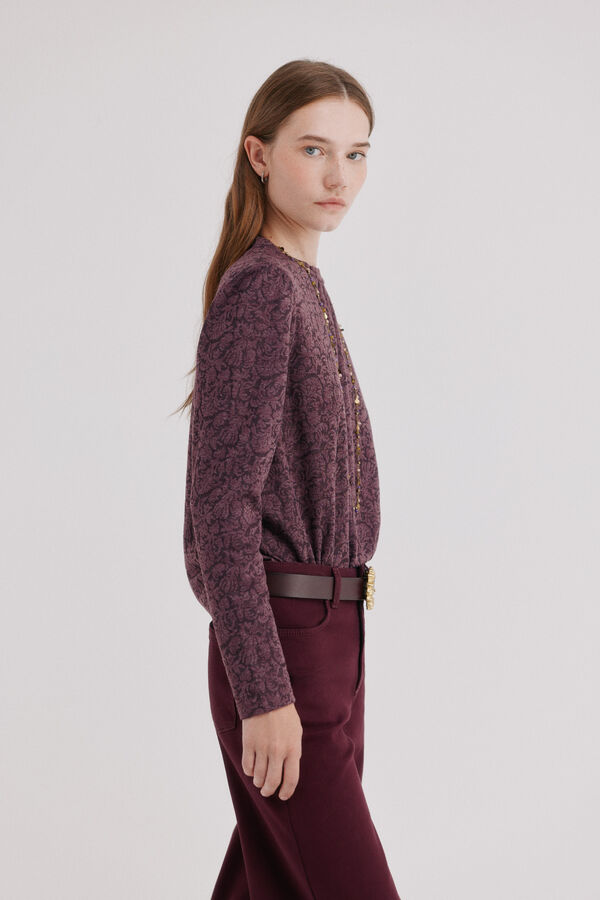 Hoss Intropia Mirel. Playera textura Vino