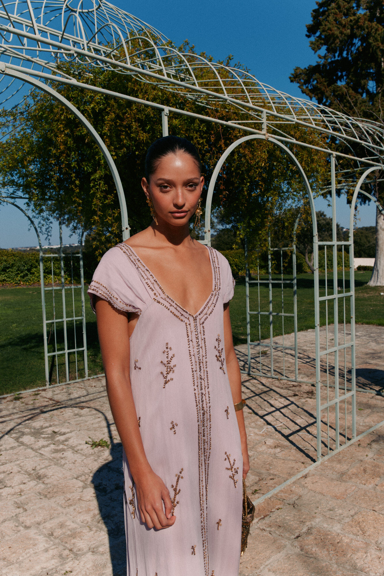 Hoss Intropia Aralina. Vestido flu&iacute;do