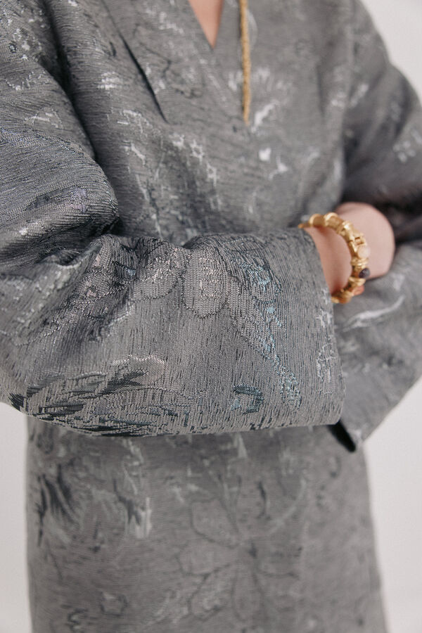 Hoss Intropia Eva. Kimono de jacquard Gris