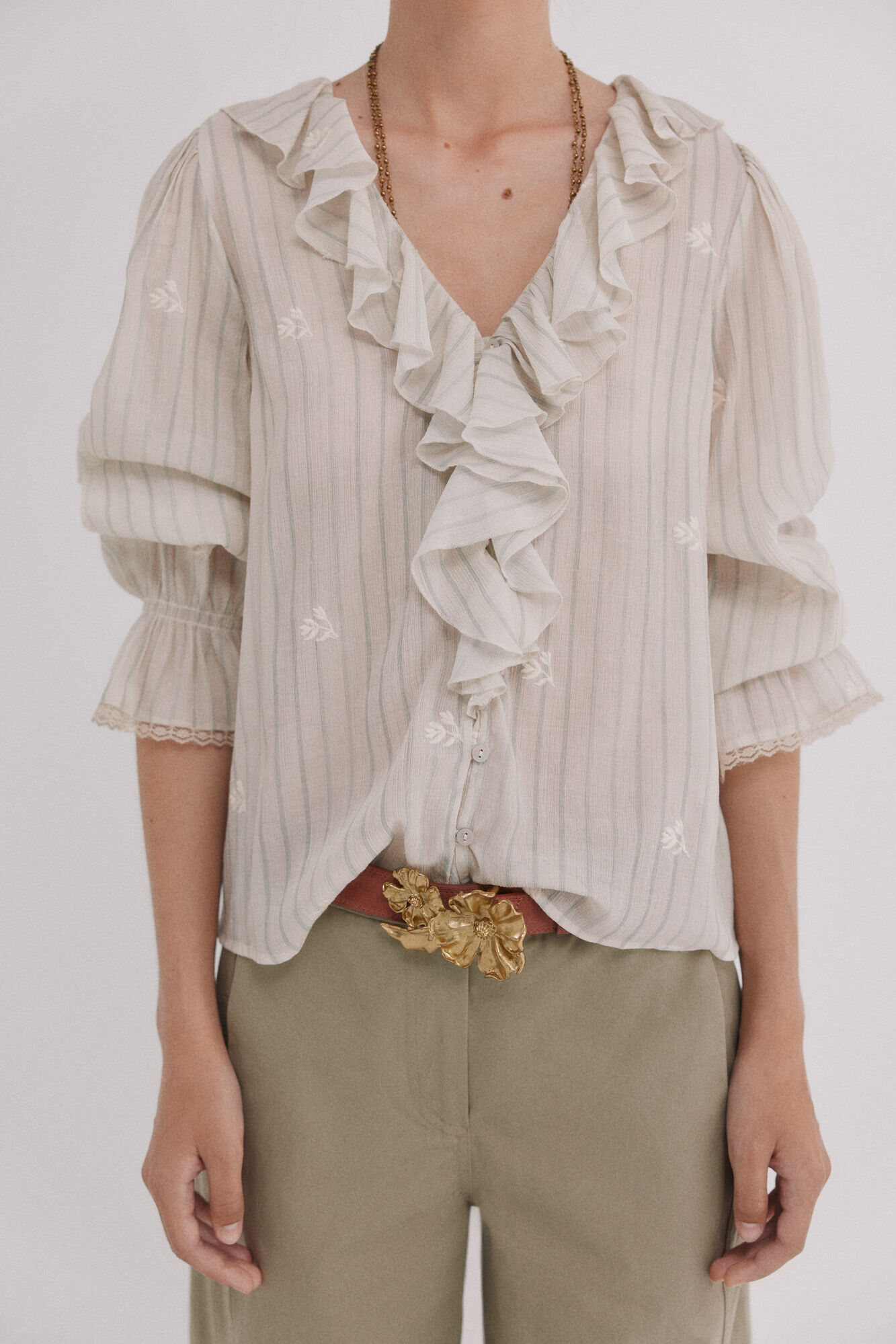 Hoss Intropia Clarisse. Blusa de volantes