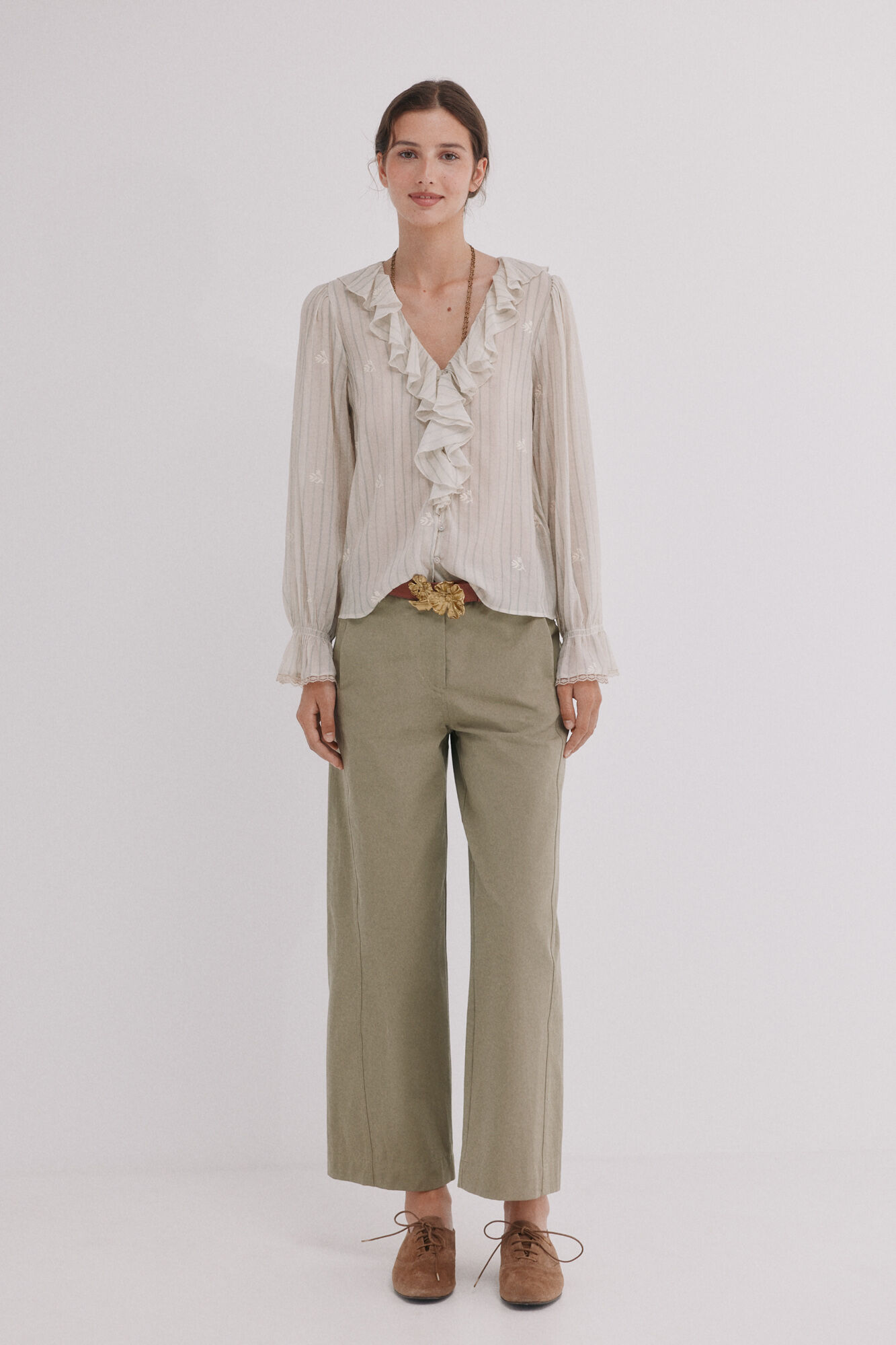 Hoss Intropia Poppy. Pantal&oacute;n chino