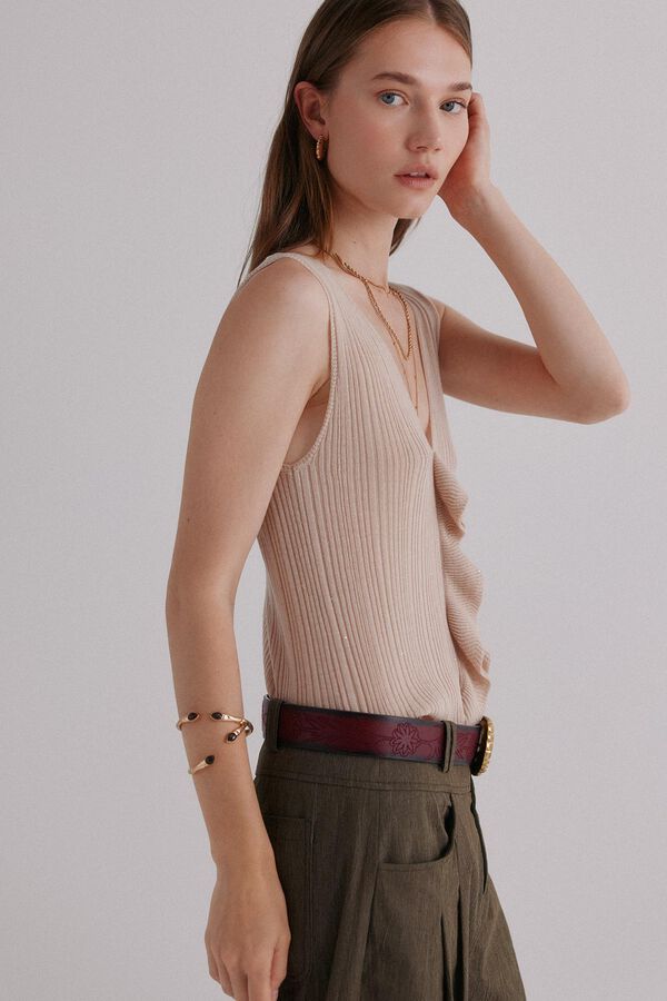 Hoss Intropia Nahia. Top con volante Beige