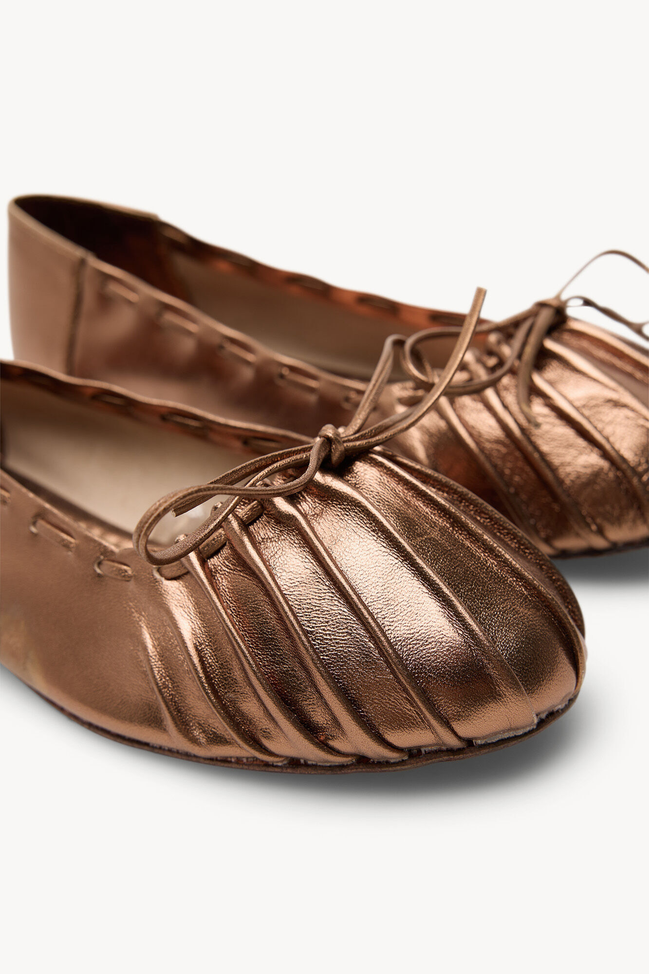Hoss Intropia Maite. Bailarinas de piel fruncida