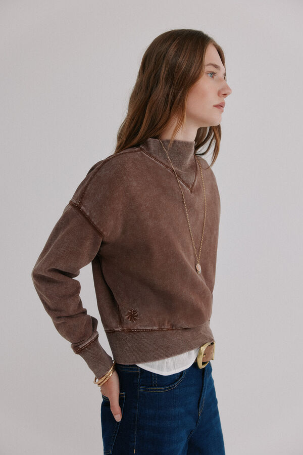 Hoss Intropia Manuela. Sudadera efecto lavado Marron