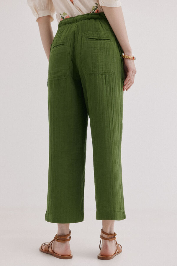 Hoss Intropia Pia. Pantal&oacute;n estilo cargo Kaki