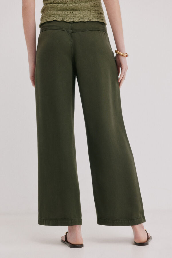 Hoss Intropia Paris. Pantal&oacute;n flu&iacute;do Kaki