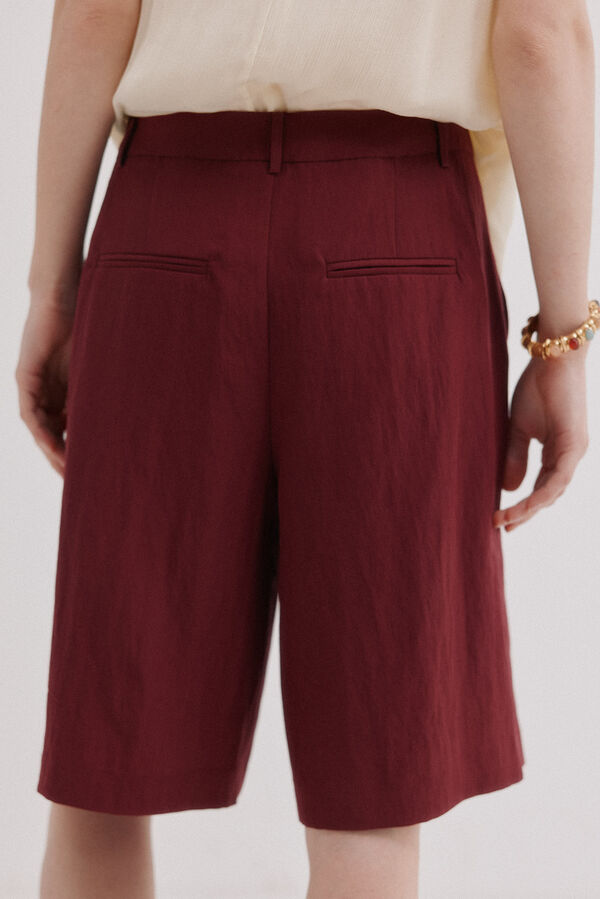 Hoss Intropia Paisley. Bermudas flu&iacute;das Vino