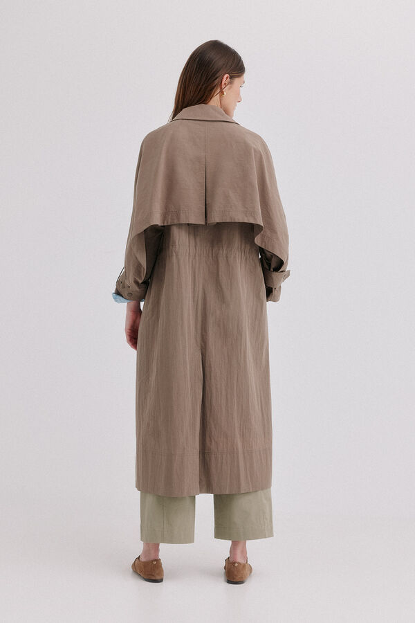Hoss Intropia Dalia. Chamarra midi Marron oscuro