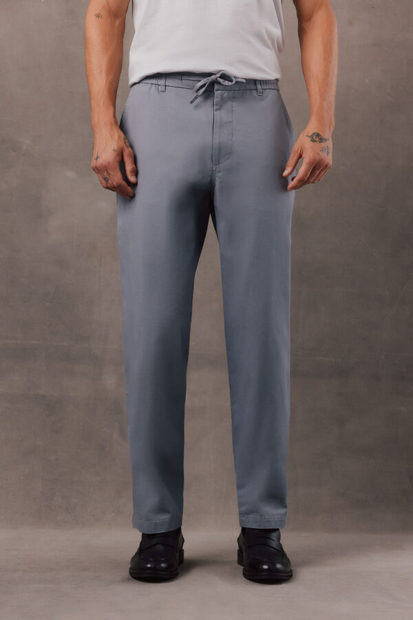 OOTO Chino de goma regular Gris