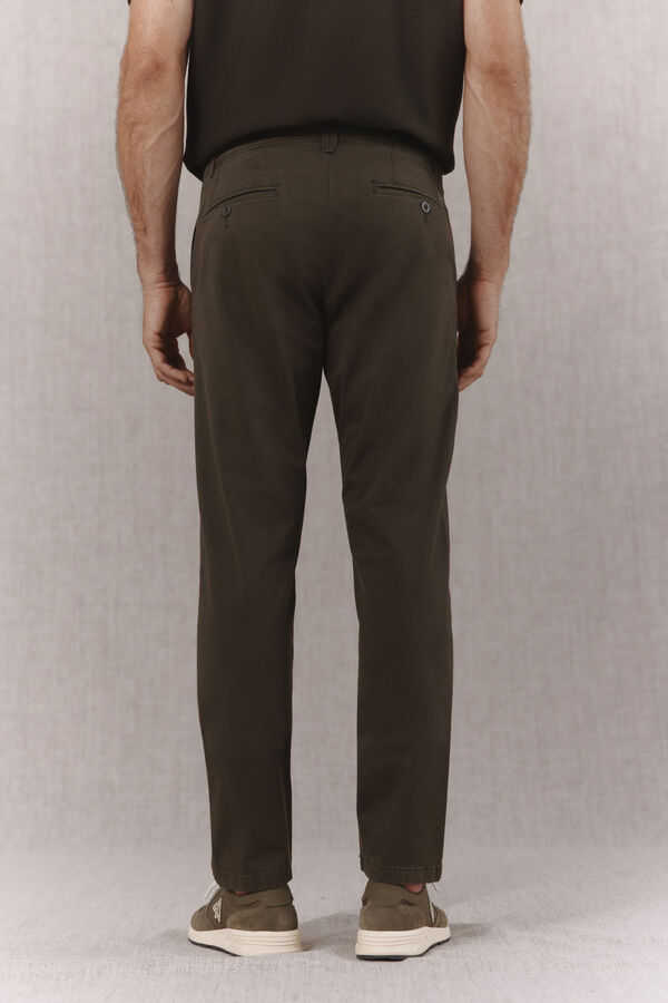 OOTO Pantal&oacute;n chino slim b&aacute;sico Kaki