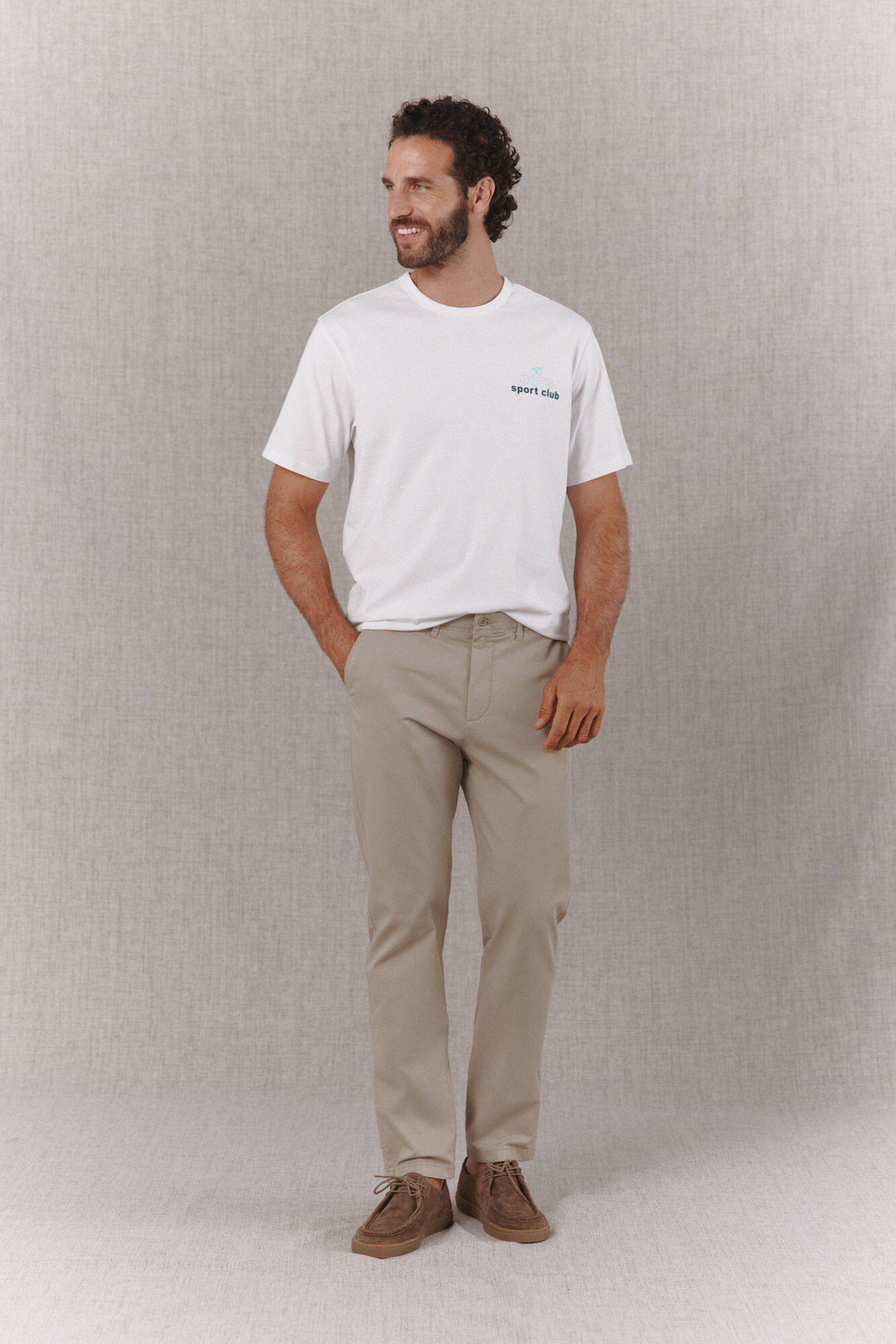 OOTO Pantal&oacute;n chino slim b&aacute;sico