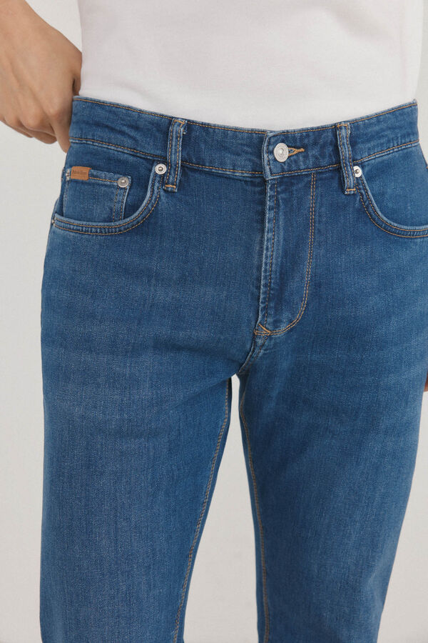 Pedro del Hierro Pantal&oacute;n de mezclilla premium slim fit Azul