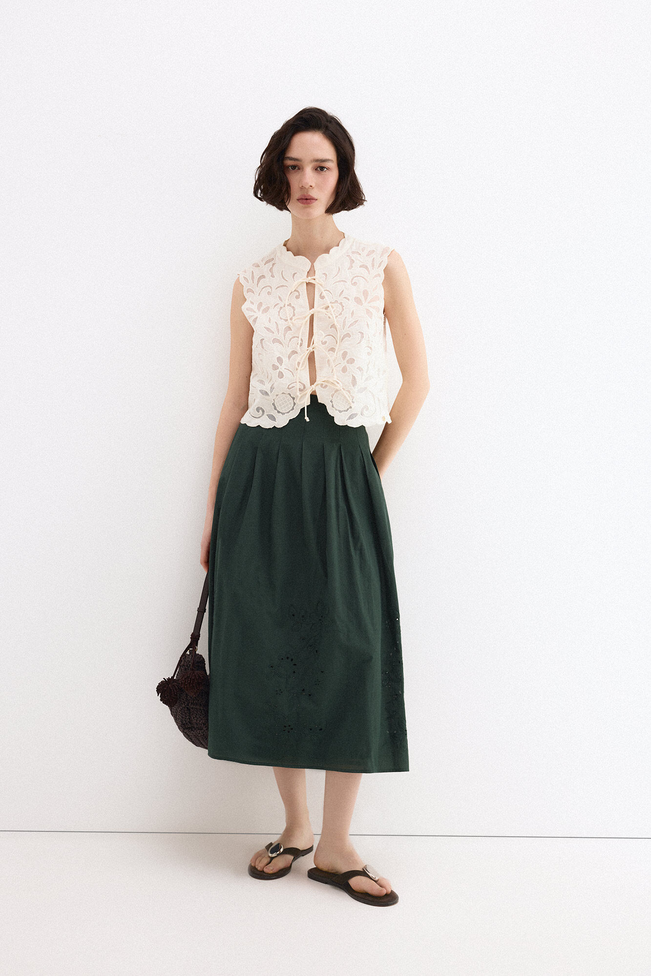 Pedro del Hierro Chaleco bordado