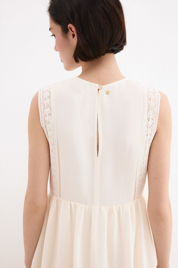 Pedro del Hierro Vestido rom&aacute;ntico bordados Blanco