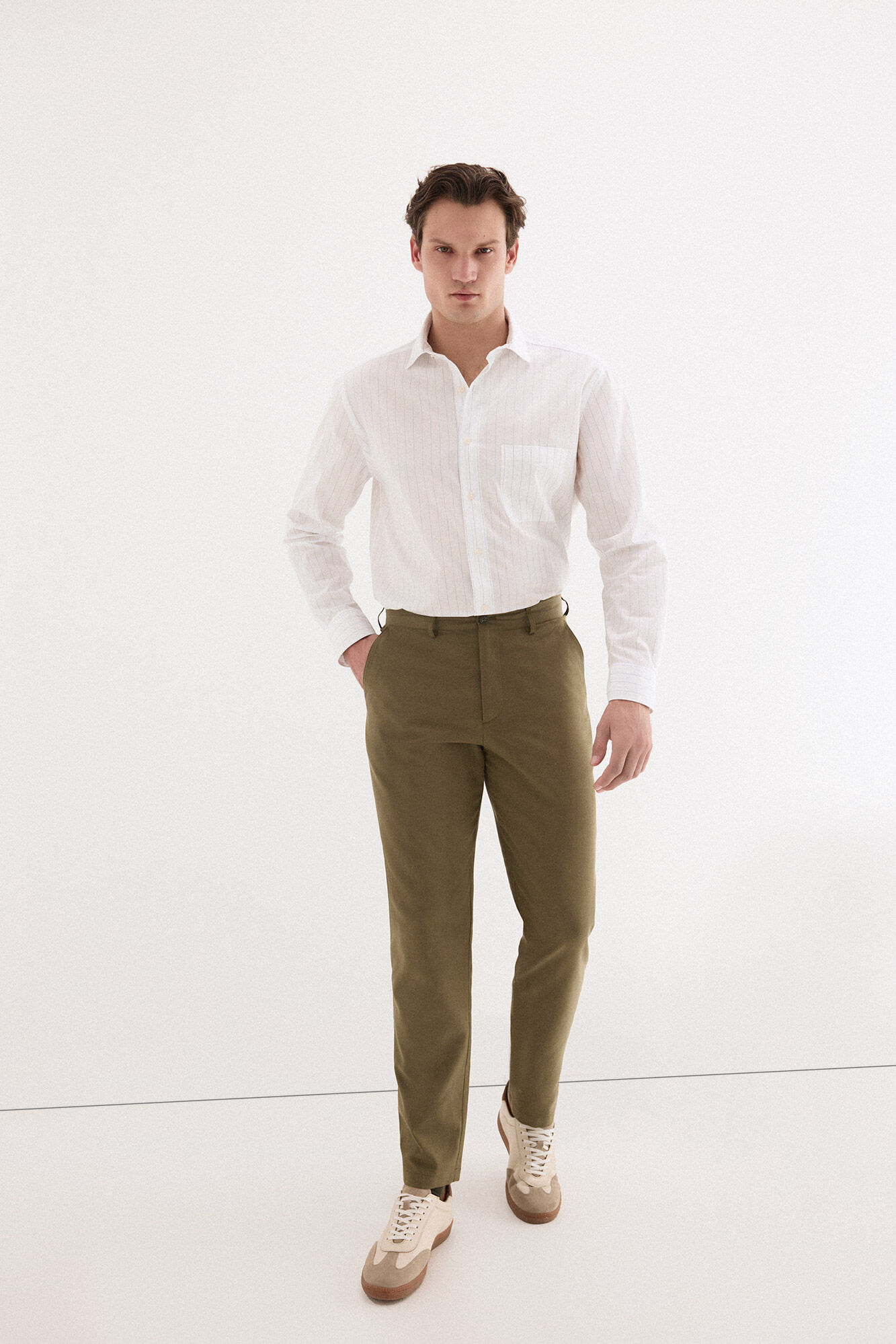 Pedro del Hierro Pantal&oacute;n lino worker regular