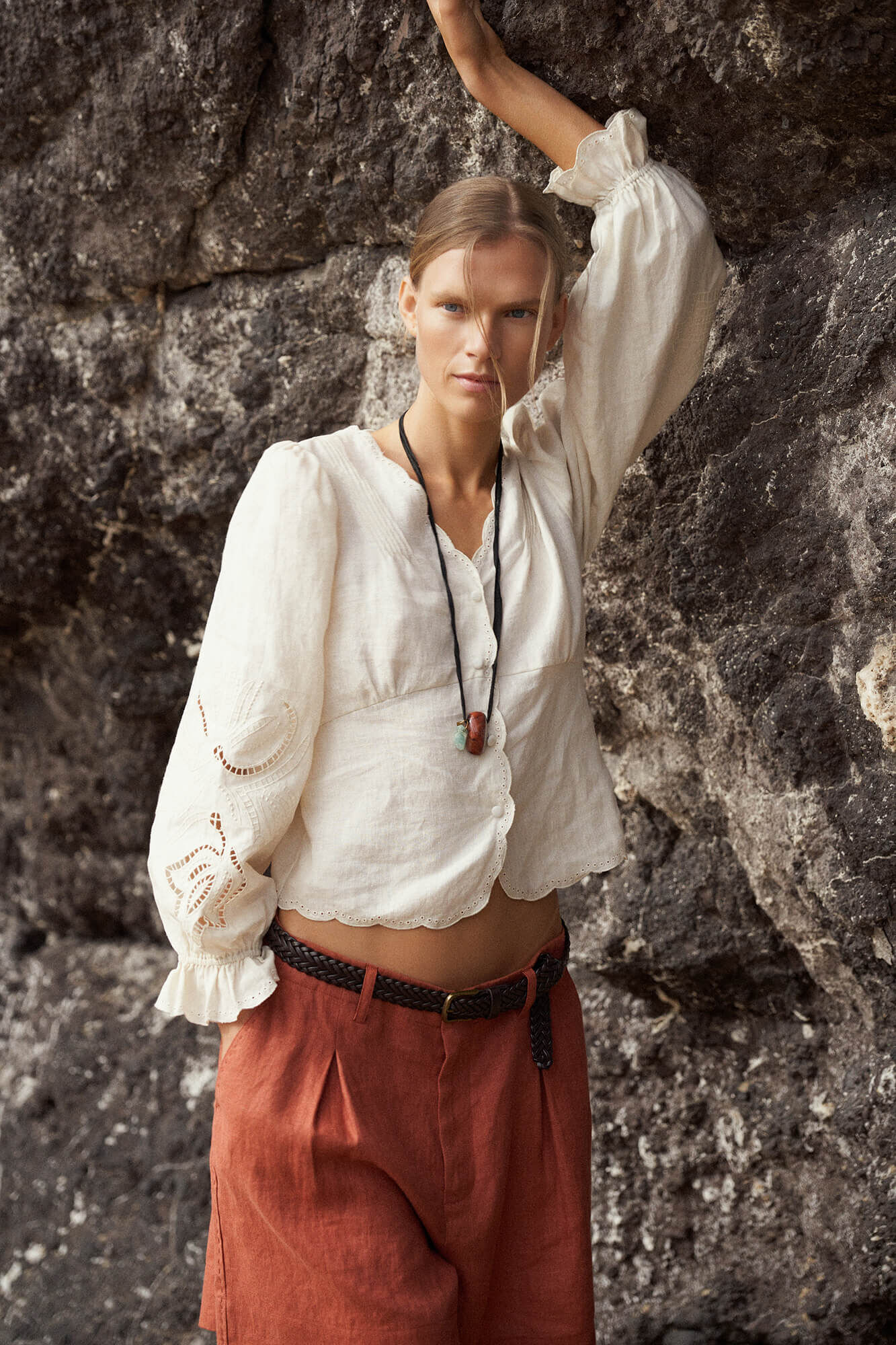 Pedro del Hierro Blusa lino bordados