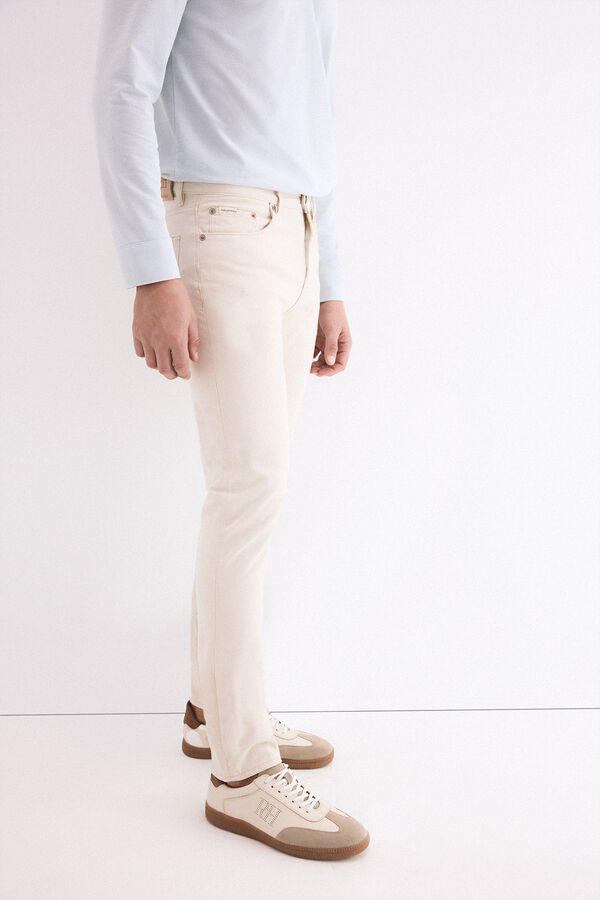 Pedro del Hierro Pantal&oacute;n 5 bolsillos slim Crudo