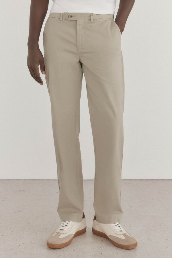 Pedro del Hierro Pantal&oacute;n premium chino ligero regular fit Verde