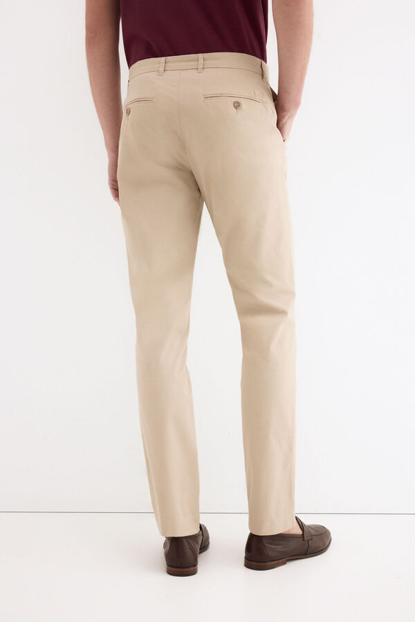 Pedro del Hierro Chino estructura slim fit Beige